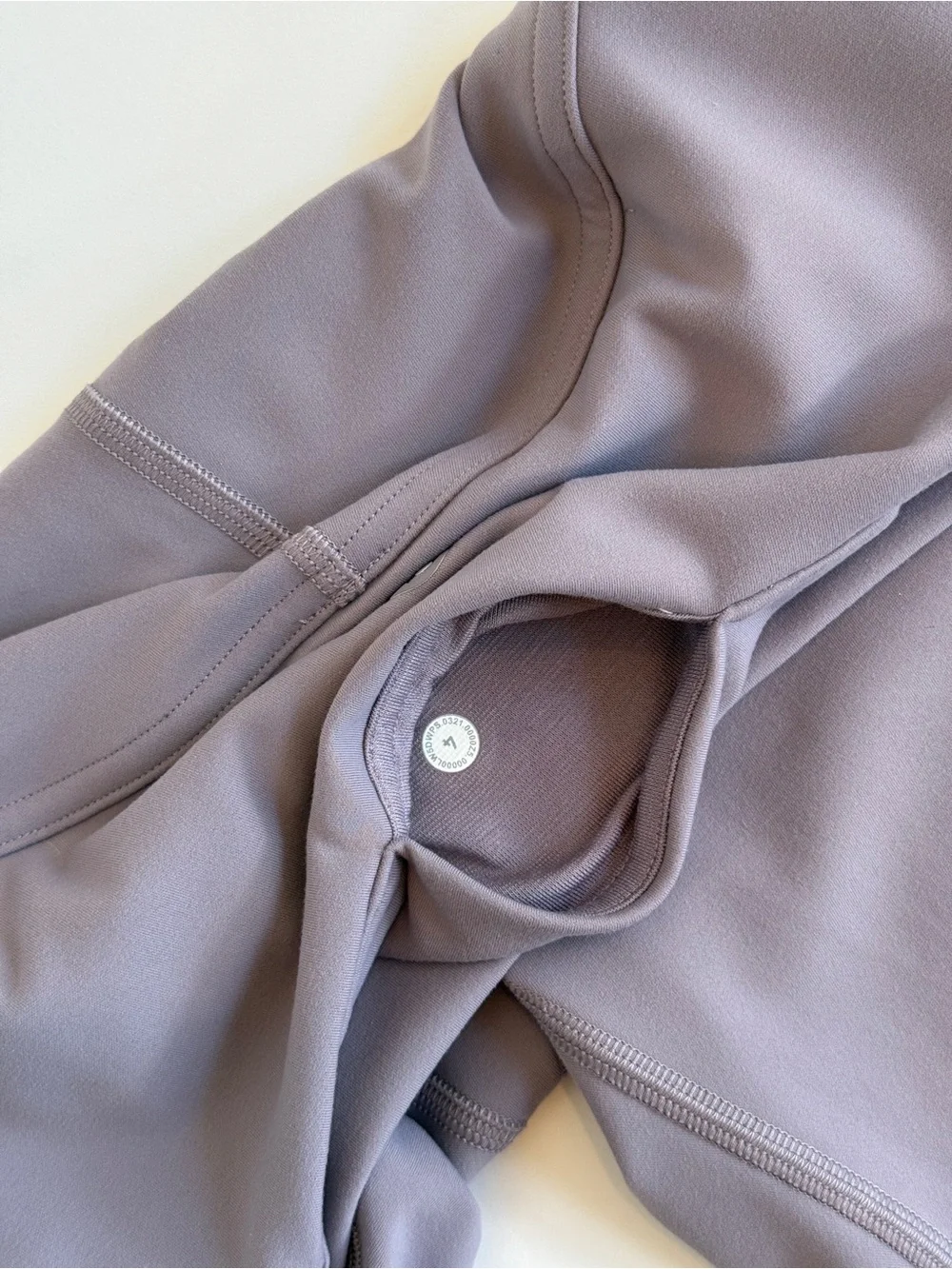 Lululemon Instill High-Rise Tight 25, sz 4 - Picture 3 of 5
